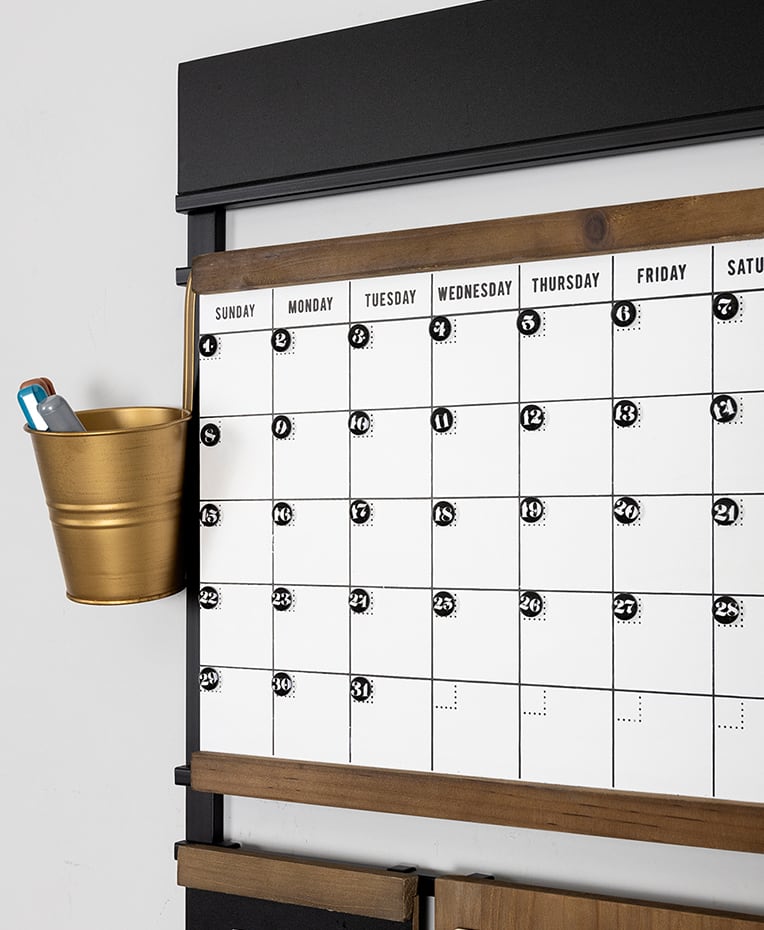 THE SUSAN Wall Organizer