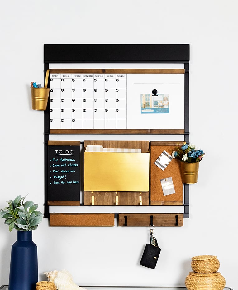 THE SUSAN Wall Organizer