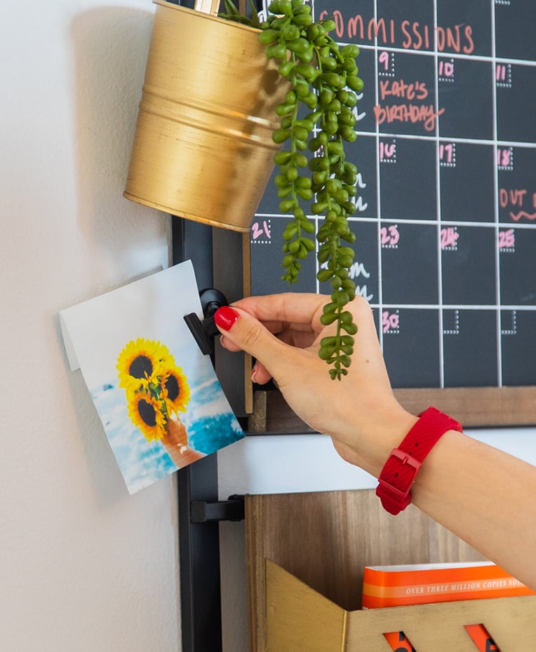 THE MEGAN Wall Organizer