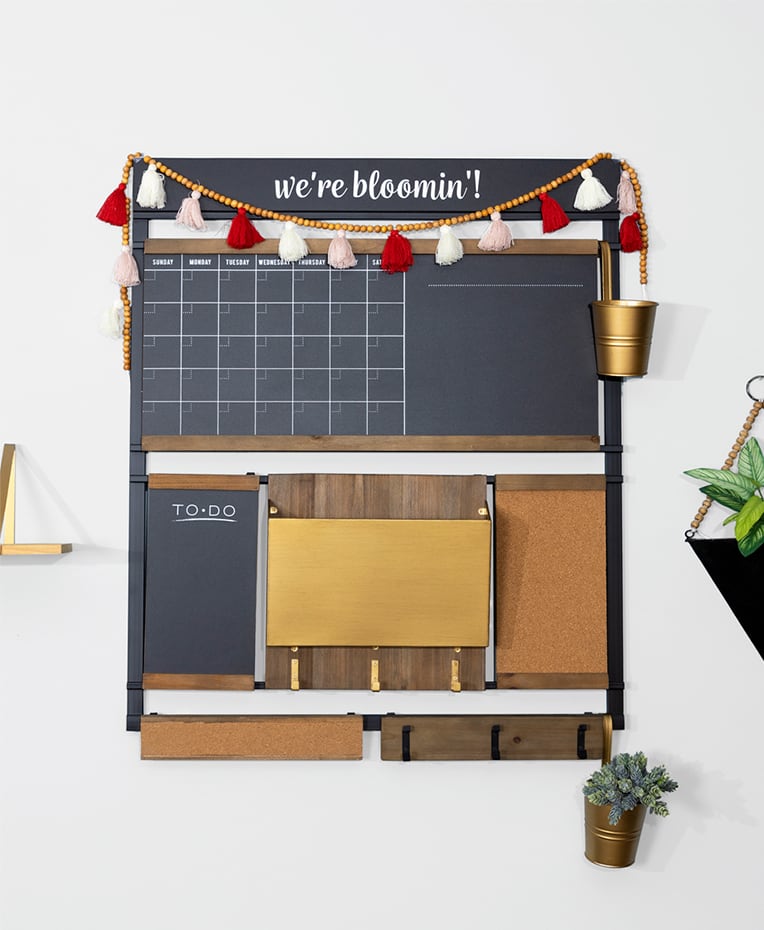 THE MEGAN Wall Organizer